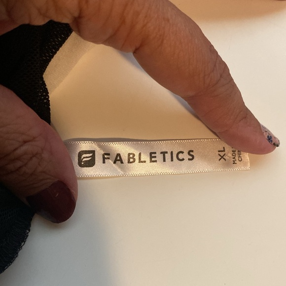 Fabletics tank - Picture 3 of 3